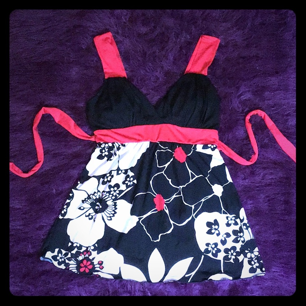 Red-Black-White Floral Tank Top